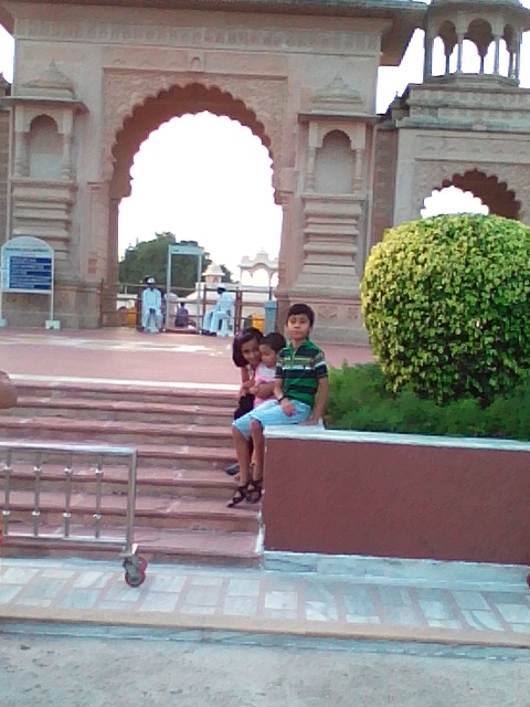 Anandsagar gate