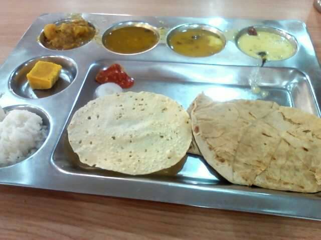 Lunch at Ananadsagar